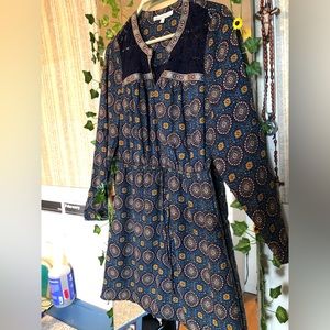 Daniel Rainn- size xs - great condition. Gently used.